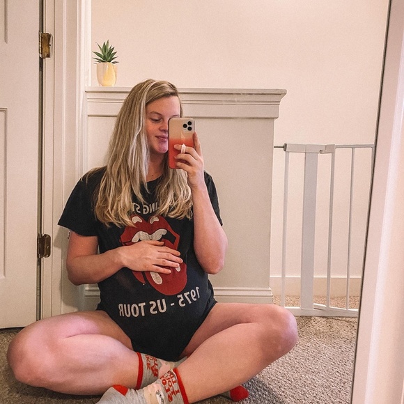 Rolling Stone Short Sleeve Graphic T-Shirt - Picture 3 of 3